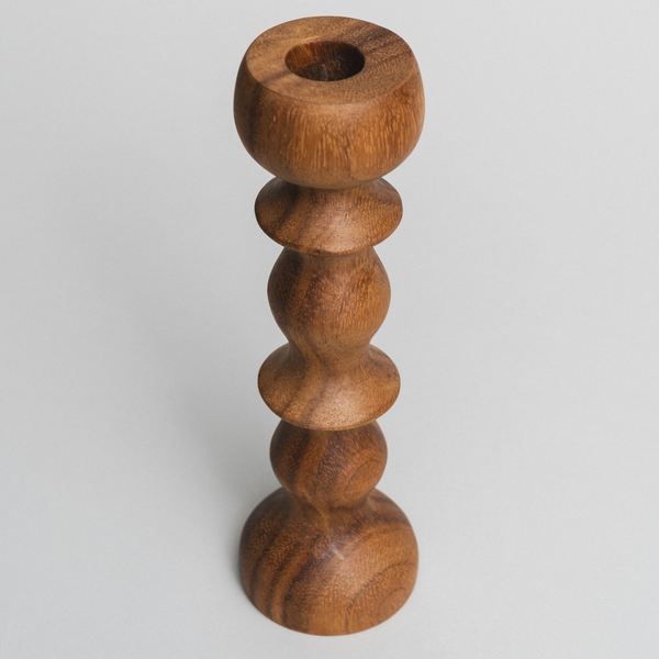 Candelabro de madera