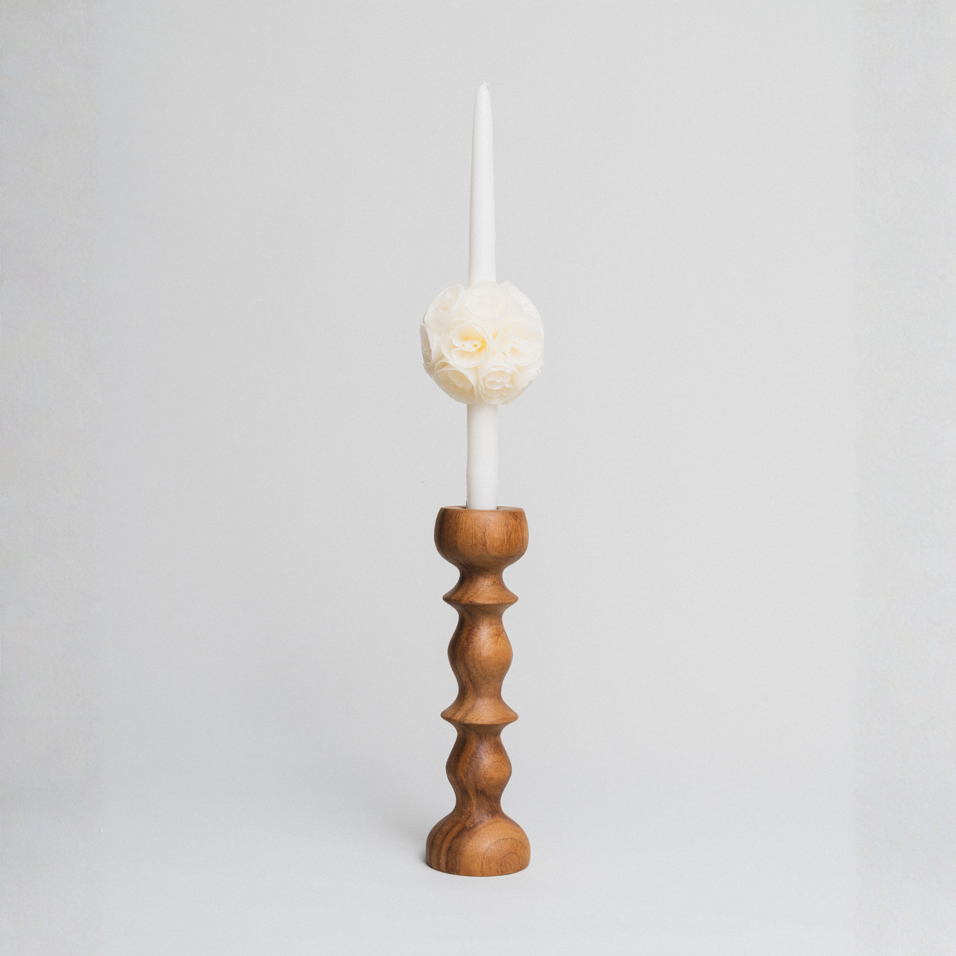 Candelabro de madera