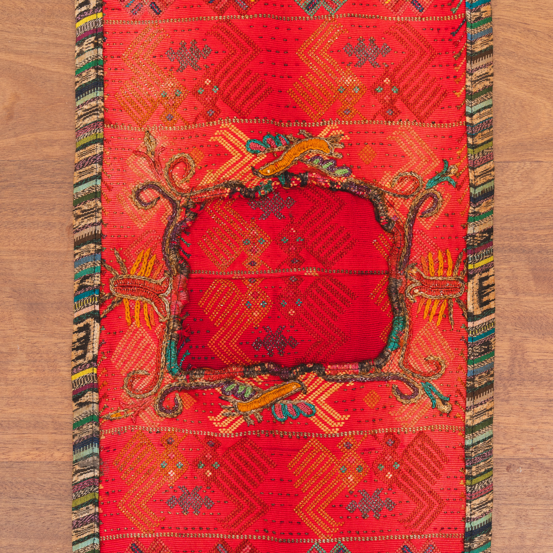 Caminos de mesa antiguos