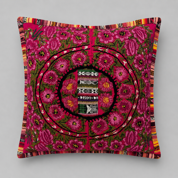 Embroidered Cushion Cover 50x50 cm