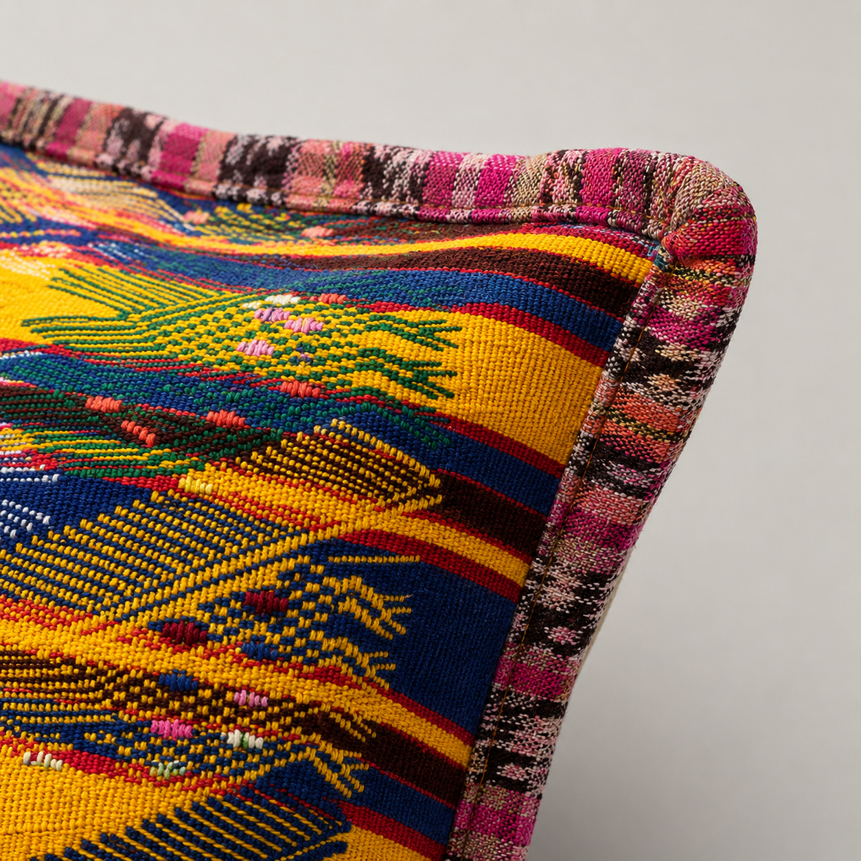 Embroidered Cushion Cover 50x50 cm